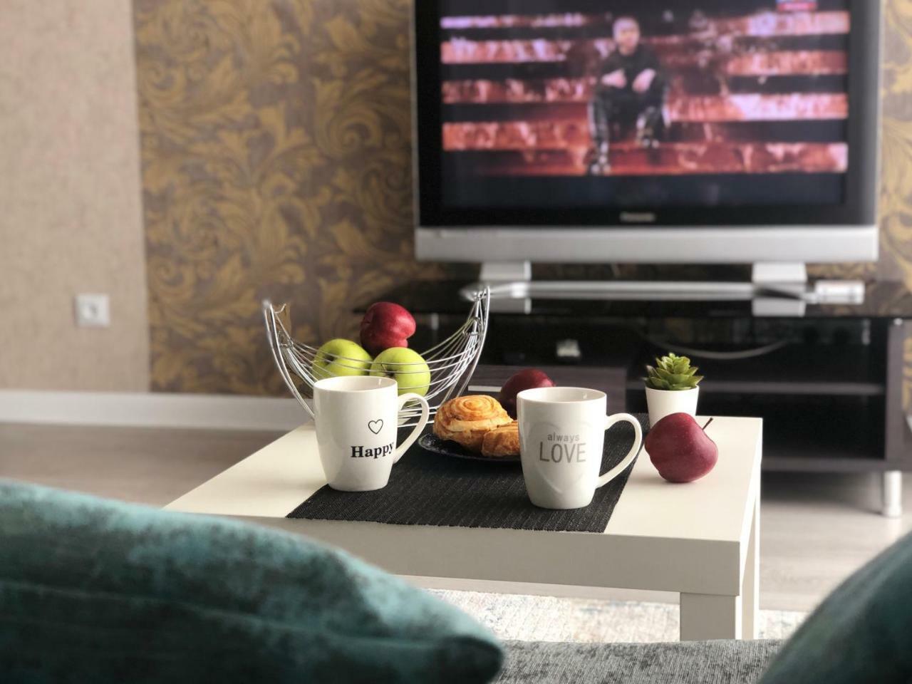 Apartment In The Heart Of The City Almaty Luaran gambar